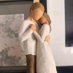 Willow Tree Promise Figurine